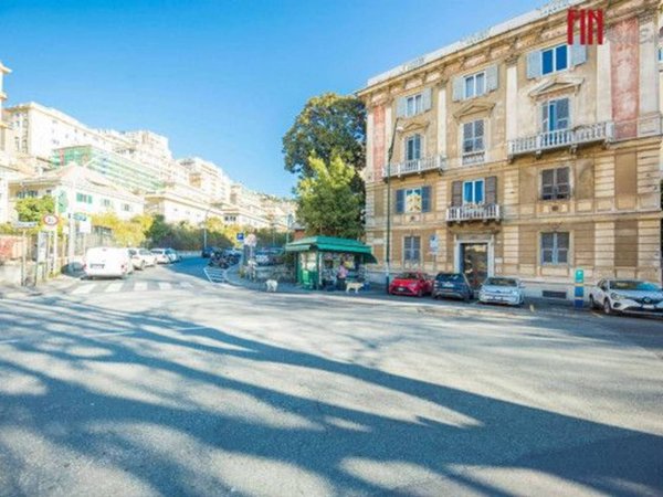 appartamento in vendita a Genova in zona Castelletto