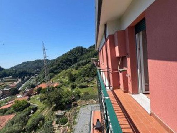 appartamento in vendita a Genova in zona Crevari