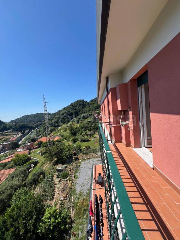 appartamento in vendita a Genova in zona Crevari