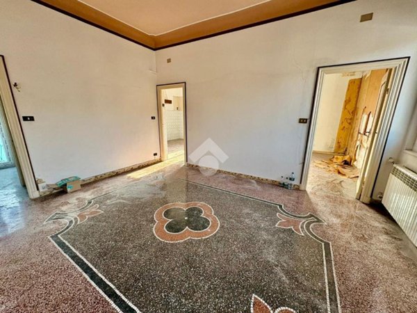 appartamento in vendita a Genova in zona Bolzaneto