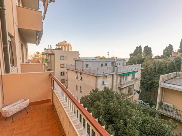 appartamento in vendita a Genova in zona Pegli