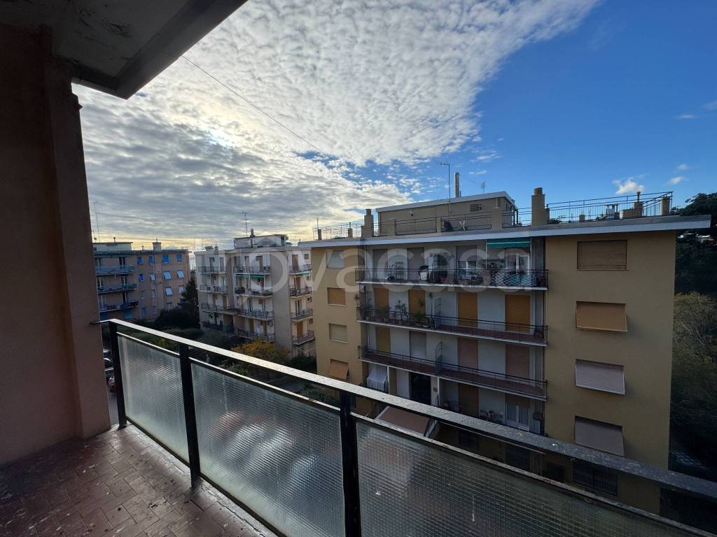 appartamento in vendita a Genova in zona Pegli