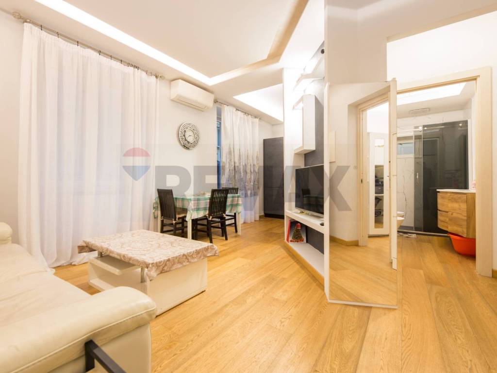 appartamento in vendita a Genova in zona Sestri Ponente