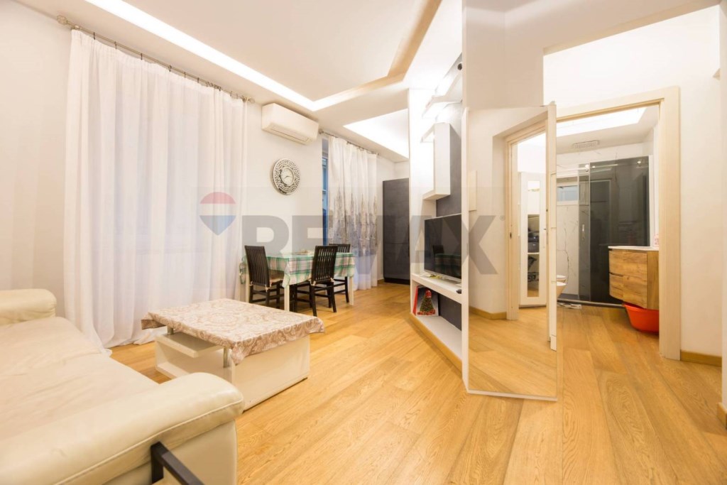 appartamento in vendita a Genova in zona Sestri Ponente