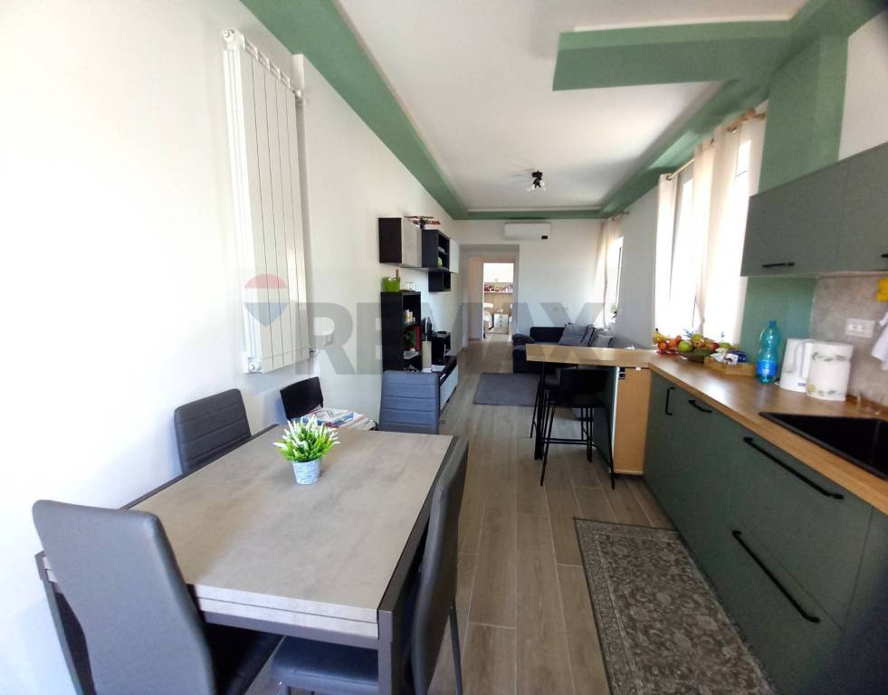 appartamento in vendita a Genova in zona Voltri