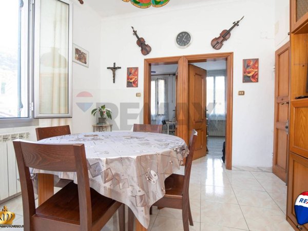 appartamento in vendita a Genova in zona Molassana