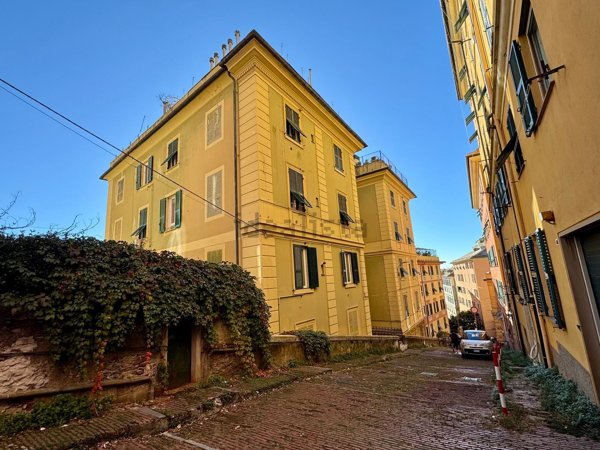 appartamento in vendita a Genova in zona Castelletto