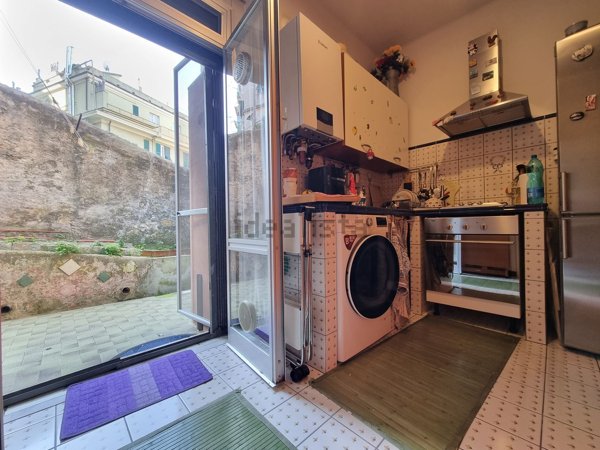 appartamento in vendita a Genova in zona Marassi