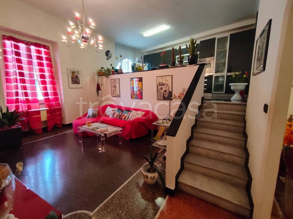 appartamento in vendita a Genova in zona Pegli