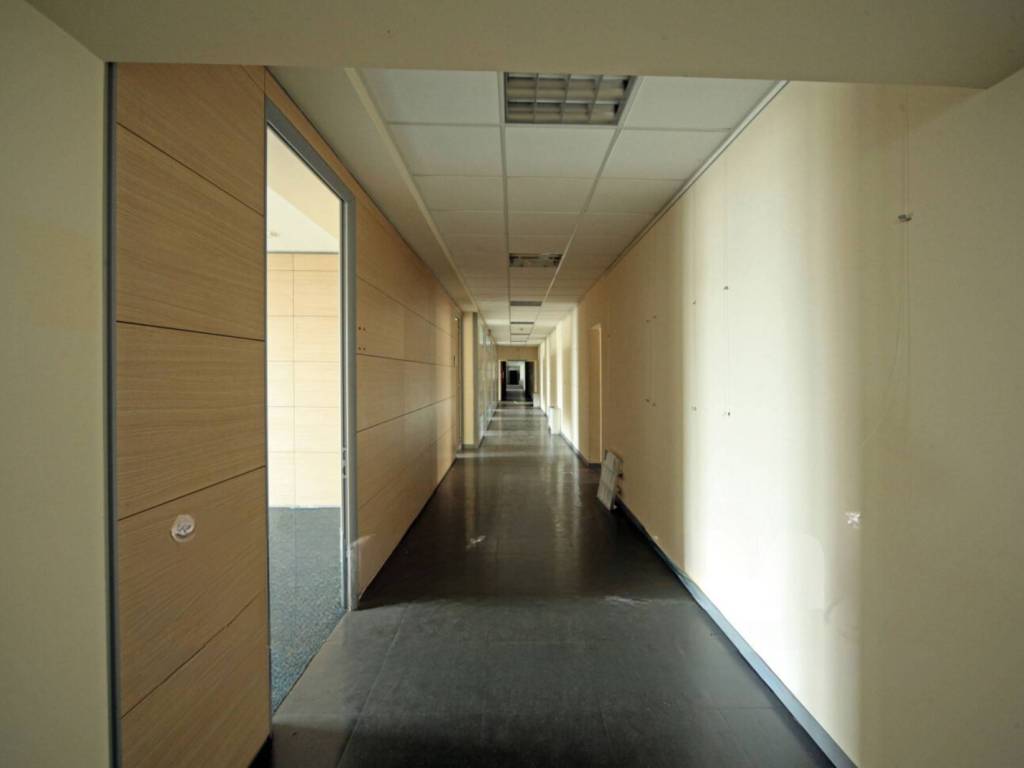 ufficio in vendita a Genova in zona Sampierdarena