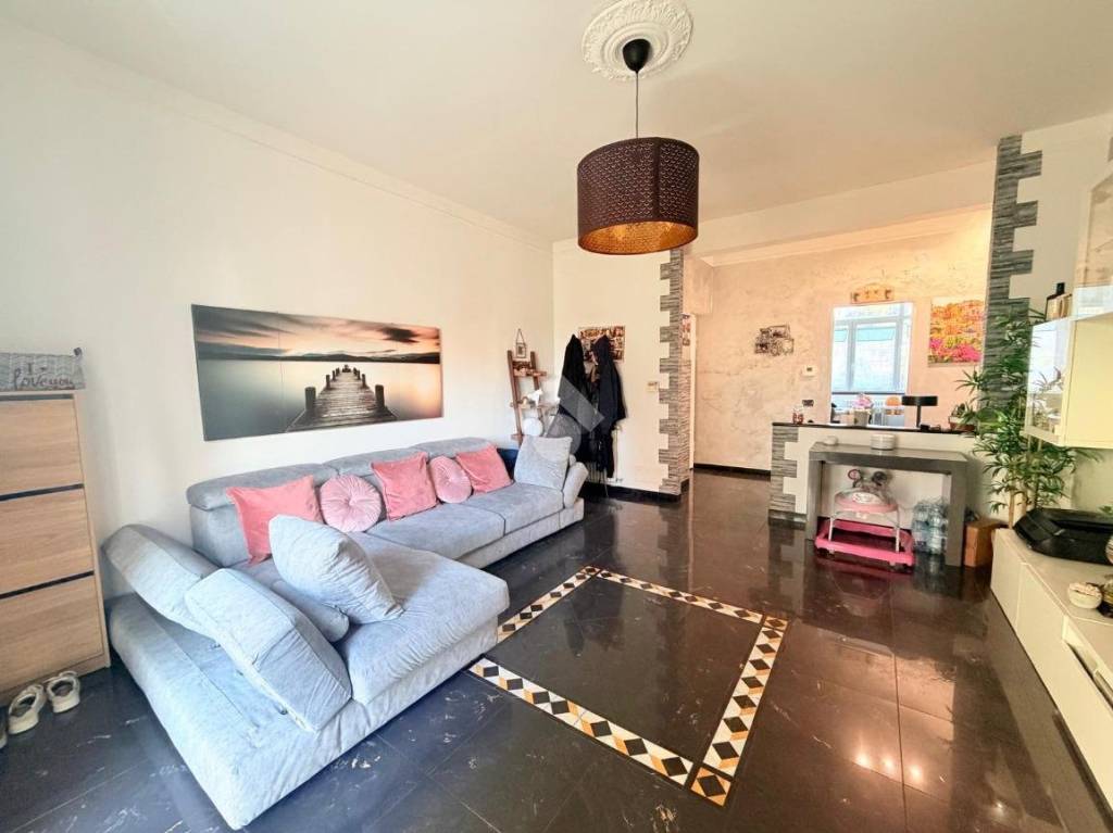 appartamento in vendita a Genova in zona Cornigliano