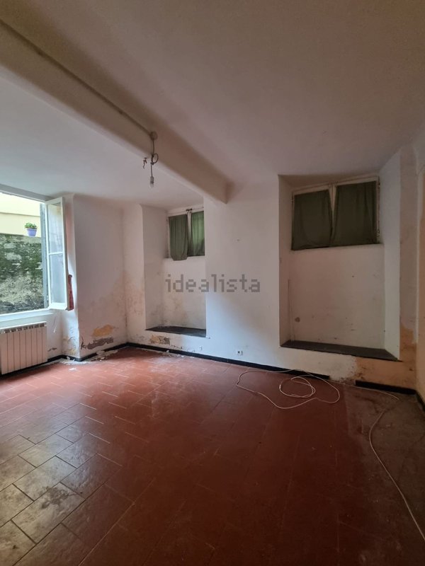 appartamento in vendita a Genova in zona Lagaccio / Granarolo