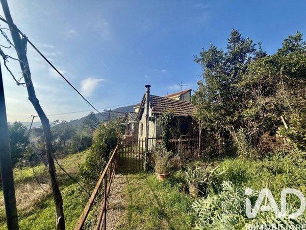 casa indipendente in vendita a Genova in zona Struppa