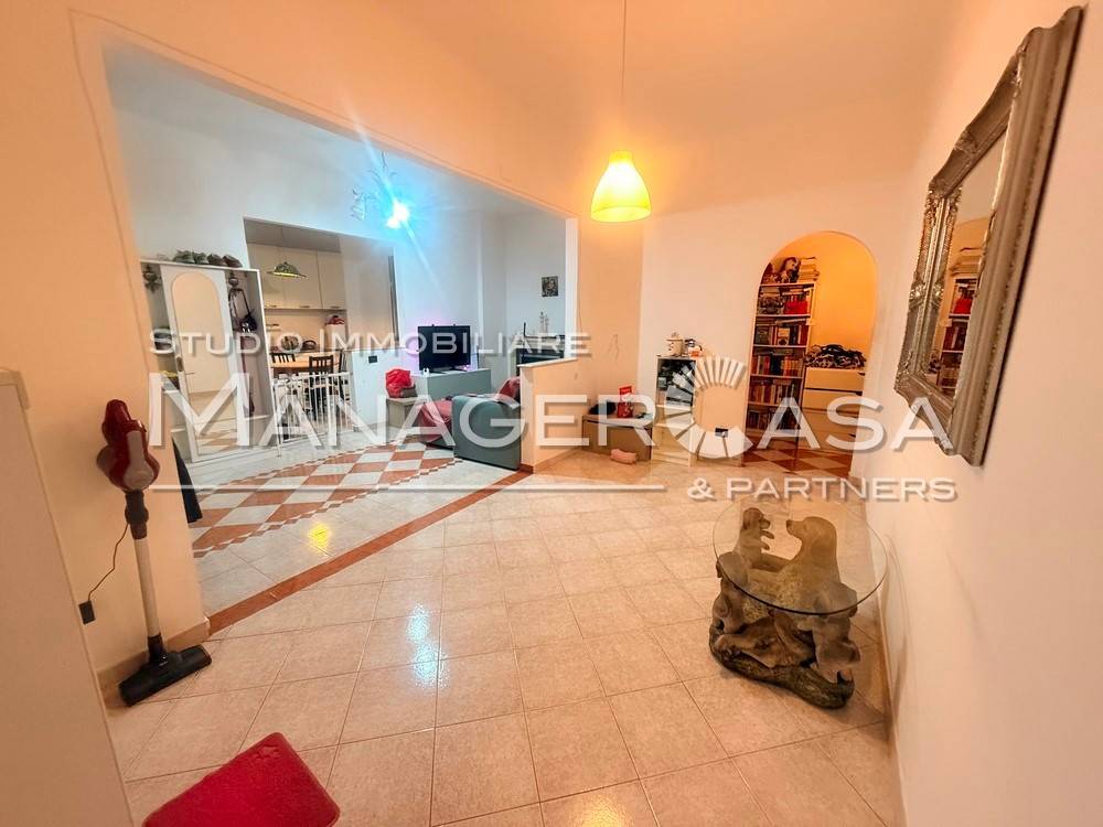 appartamento in vendita a Genova in zona Sampierdarena