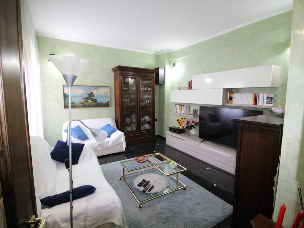 appartamento in vendita a Genova in zona Palmaro / Pra'
