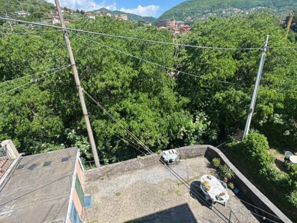 appartamento in vendita a Genova in zona Struppa