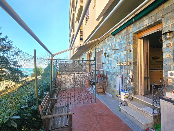 appartamento in vendita a Genova in zona Oregina