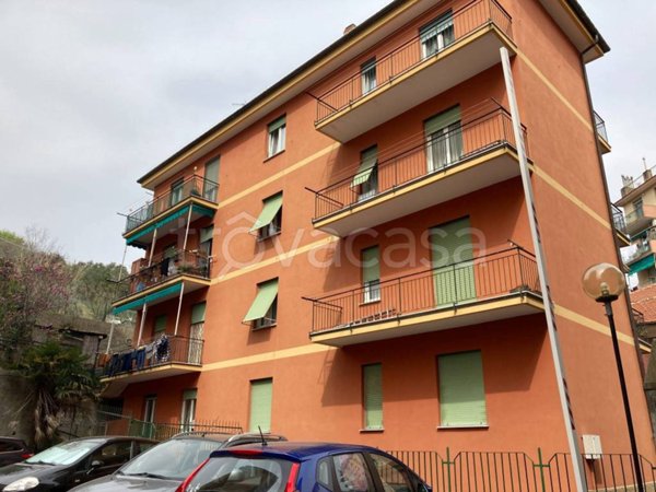 appartamento in vendita a Genova in zona Molassana