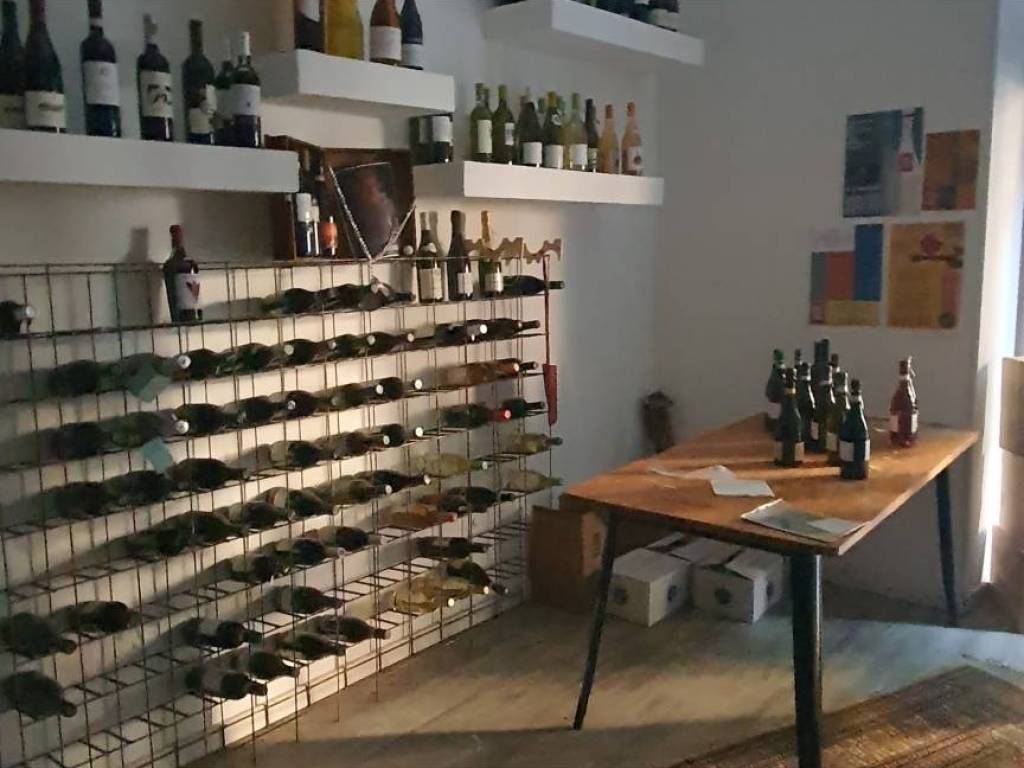 negozio in vendita a Genova in zona San Fruttuoso