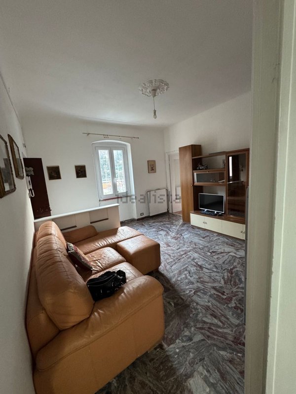 appartamento in vendita a Genova in zona Voltri