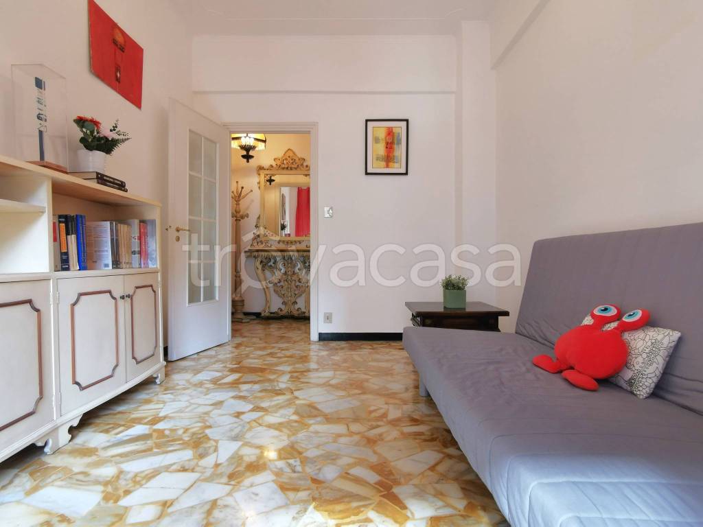 appartamento in vendita a Genova in zona Quezzi