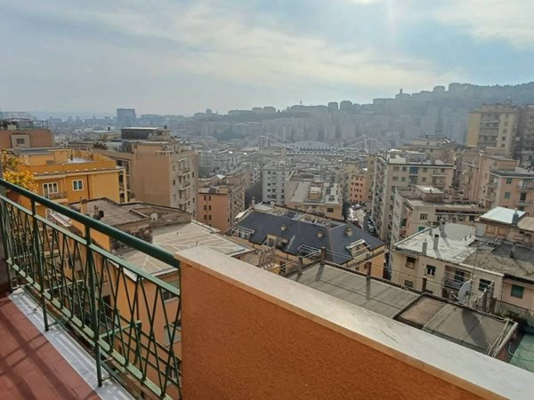 appartamento in vendita a Genova in zona Marassi