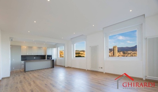 appartamento in vendita a Genova in zona Carignano