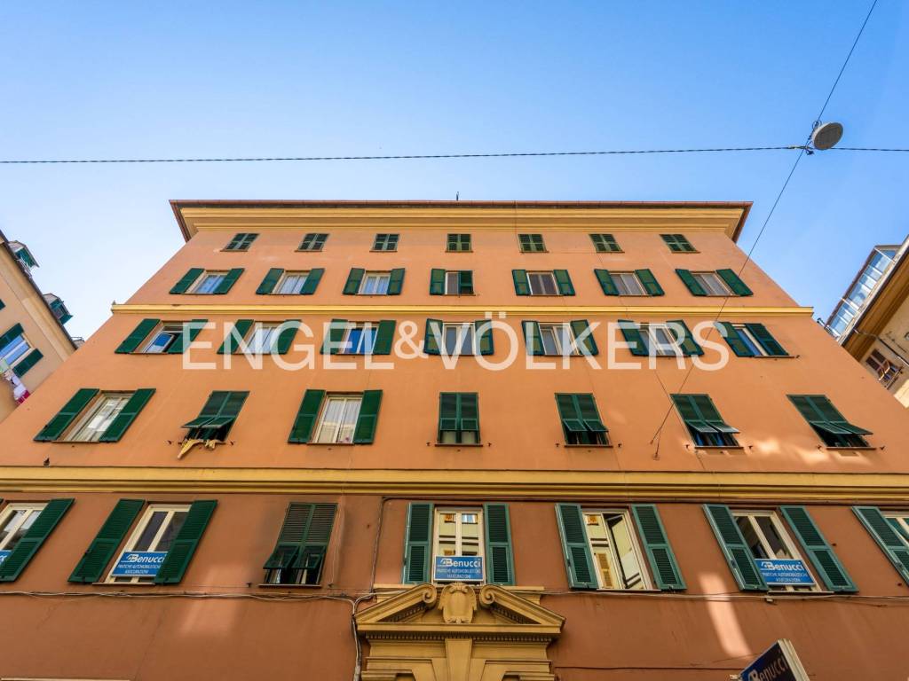 appartamento in vendita a Genova in zona Foce