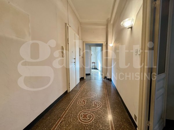 appartamento in vendita a Genova in zona Marassi