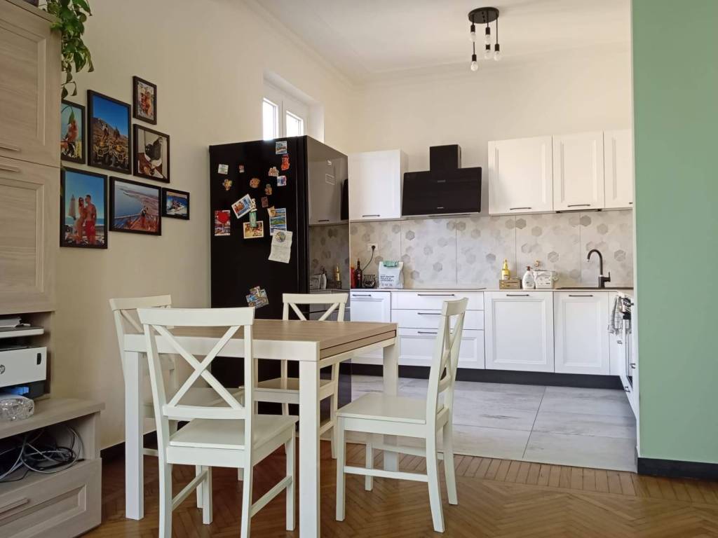 appartamento in vendita a Genova in zona Albaro