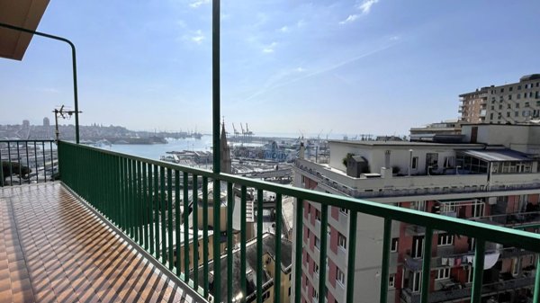 appartamento in vendita a Genova in zona DiNegro