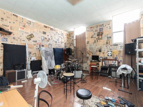 locale commerciale in vendita a Genova in zona Borzoli