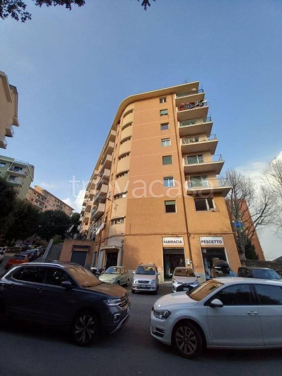 appartamento in vendita a Genova in zona Cornigliano