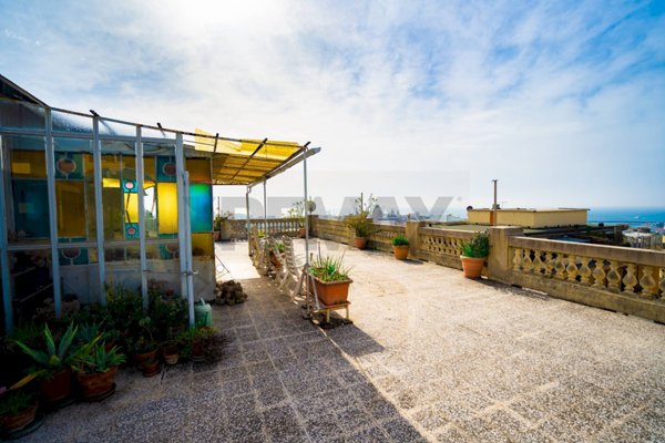 appartamento in vendita a Genova in zona Castelletto