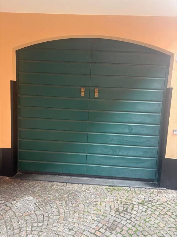 locale di sgombero in vendita a Genova in zona Albaro