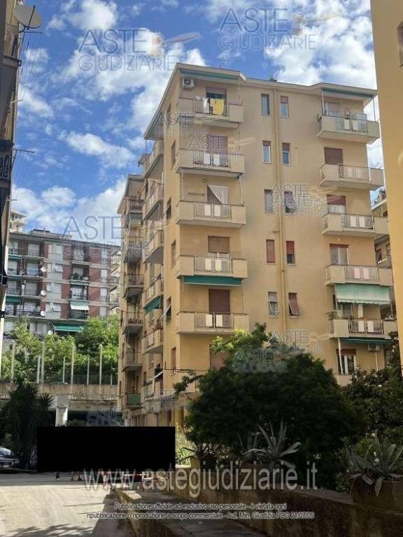appartamento in vendita a Genova in zona Palmaro / Pra'