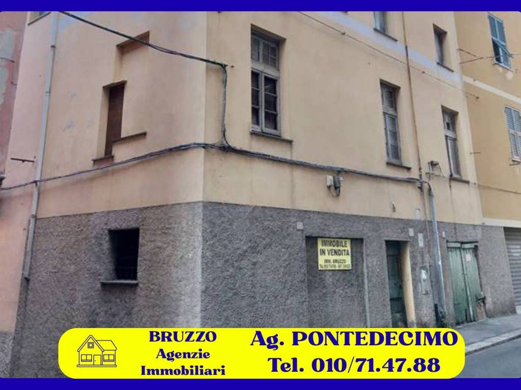 intera palazzina in vendita a Genova in zona San Quirico