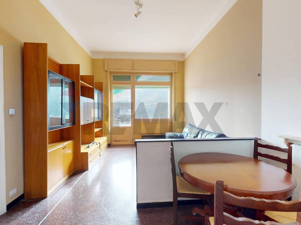 appartamento in vendita a Genova in zona Molassana