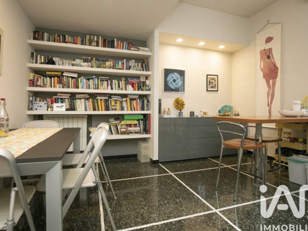 appartamento in vendita a Genova in zona Sturla