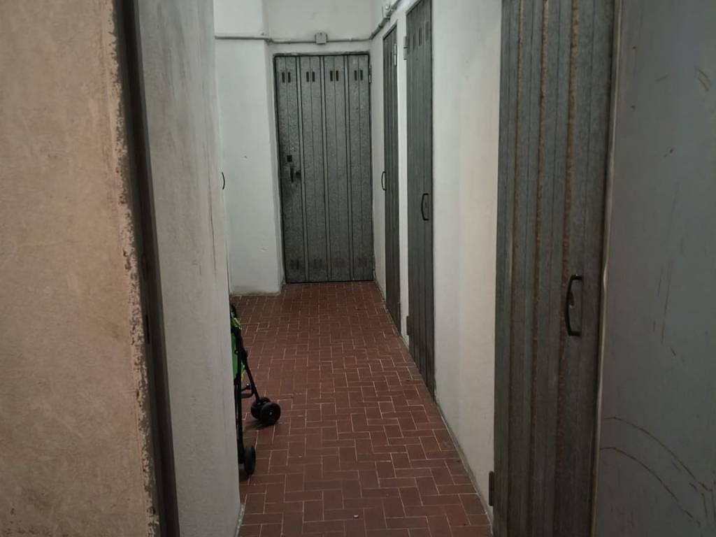 appartamento in vendita a Genova in zona Sestri Ponente