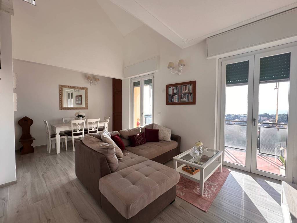 appartamento in vendita a Genova in zona Nervi