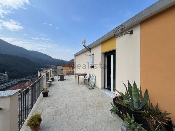 appartamento in vendita a Genova in zona Struppa