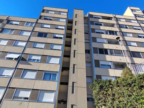 appartamento in vendita a Genova in zona Rivarolo