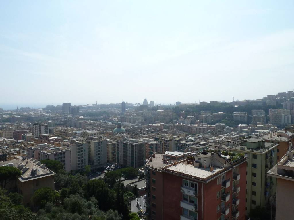 appartamento in vendita a Genova in zona Marassi