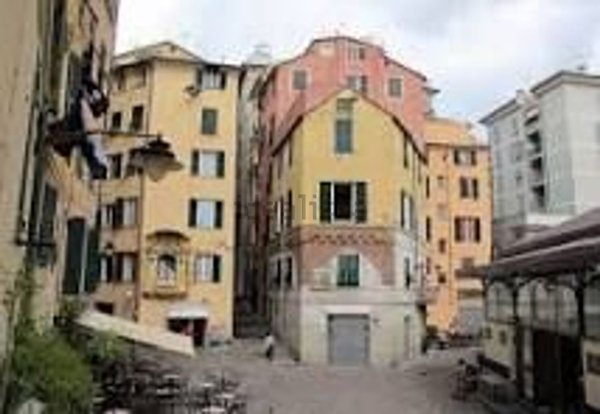 appartamento in vendita a Genova in zona Lagaccio / Granarolo