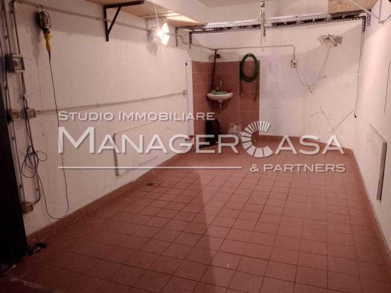 negozio in affitto a Genova in zona Albaro