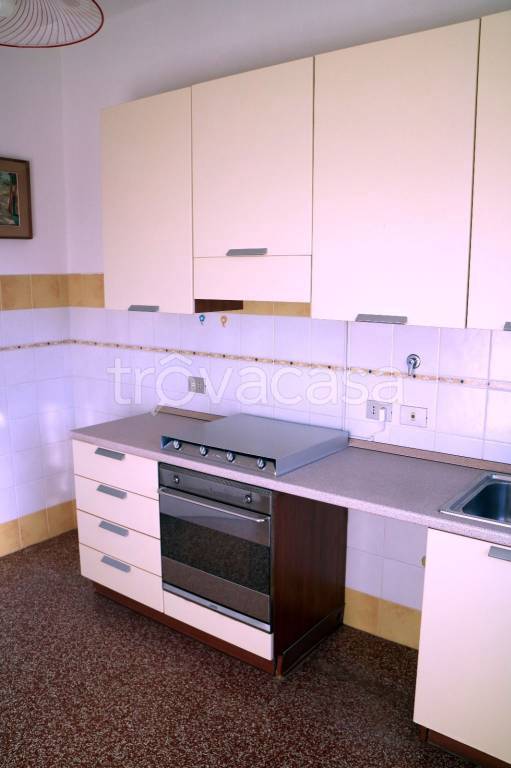 appartamento in vendita a Genova in zona Palmaro / Pra'