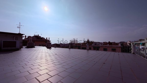 appartamento in vendita a Genova in zona Albaro