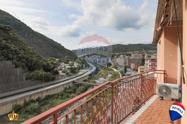 appartamento in vendita a Genova in zona Molassana
