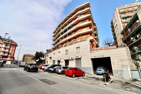 negozio in vendita a Genova in zona San Martino